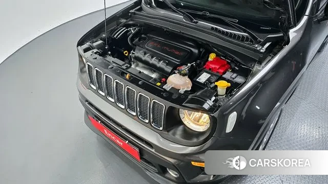 Jeep Renegade id 3191829 из Кореи 16