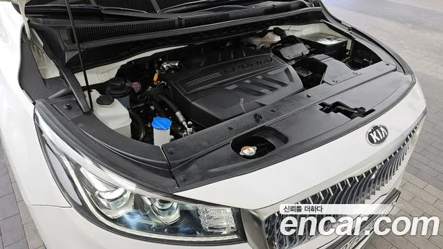 Kia The New Carnival id 2456975 из Кореи 16