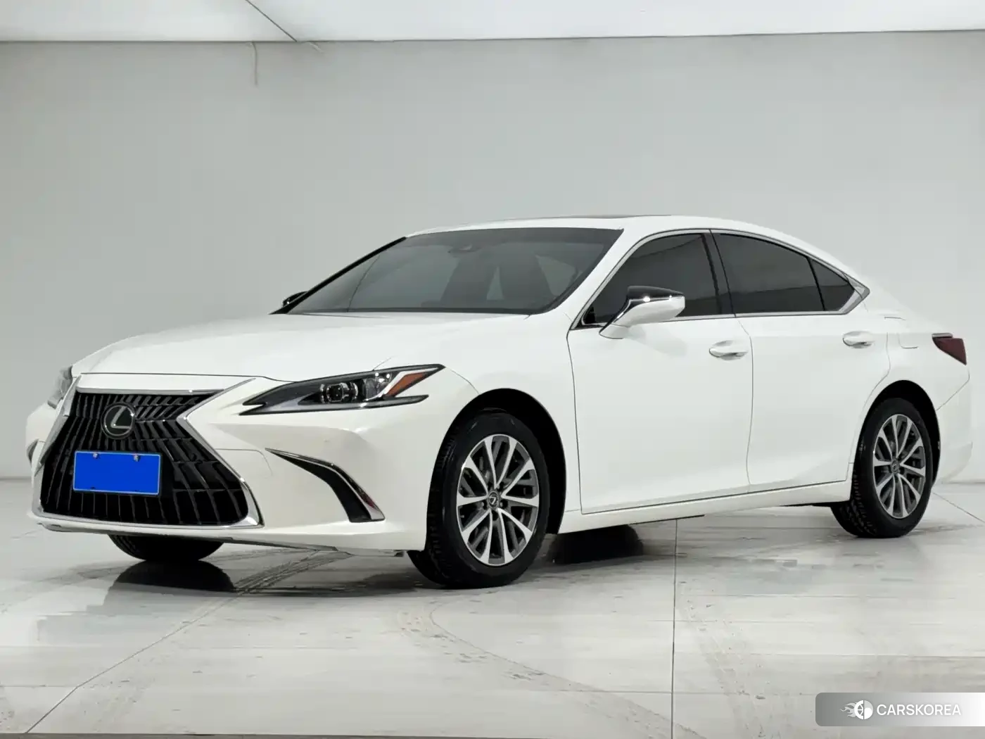 Lexus ES 2022 Белый из Китая, фото 6