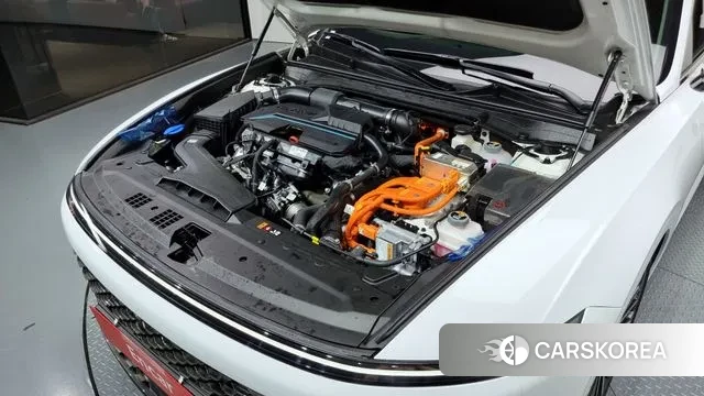 Hyundai Grandeur Hybrid (GN7) id 2915200 из Кореи 16