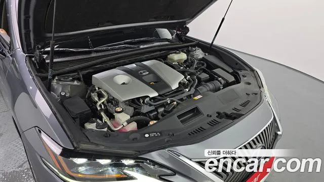 Lexus ES300h 7th generation id 2712333 из Кореи 16