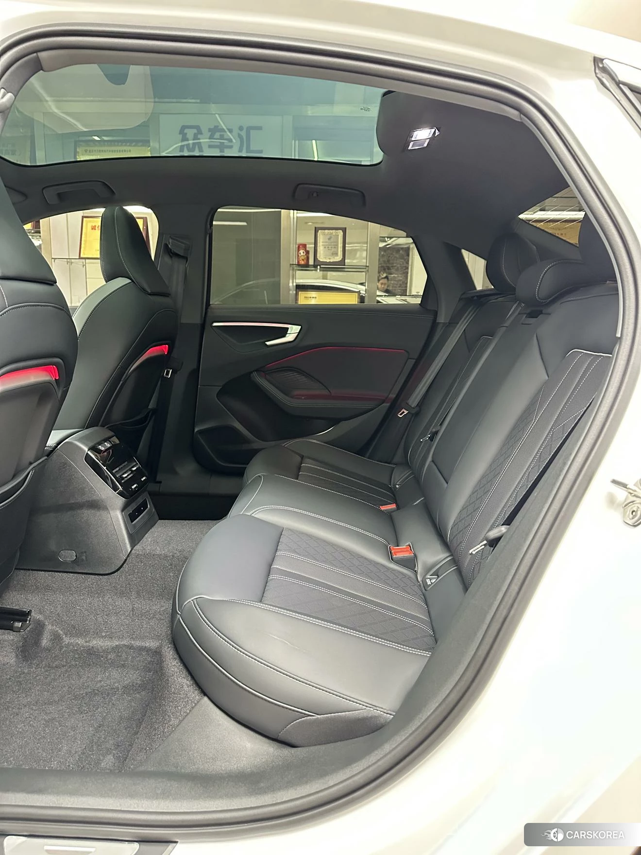 Audi A5L id 4499044 из Китая 21