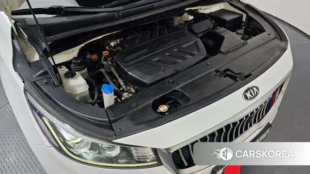 Kia The New Carnival id 3460231 из Кореи 16