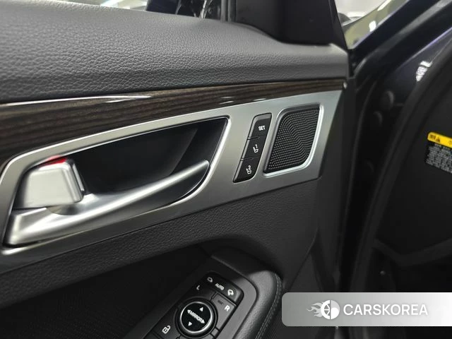 Genesis G80 id 3942595 из Кореи 12