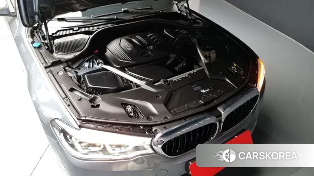 BMW 5 Series (G30) id 3009396 из Кореи 16