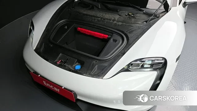 Porsche Taycan id 3223655 из Кореи 16