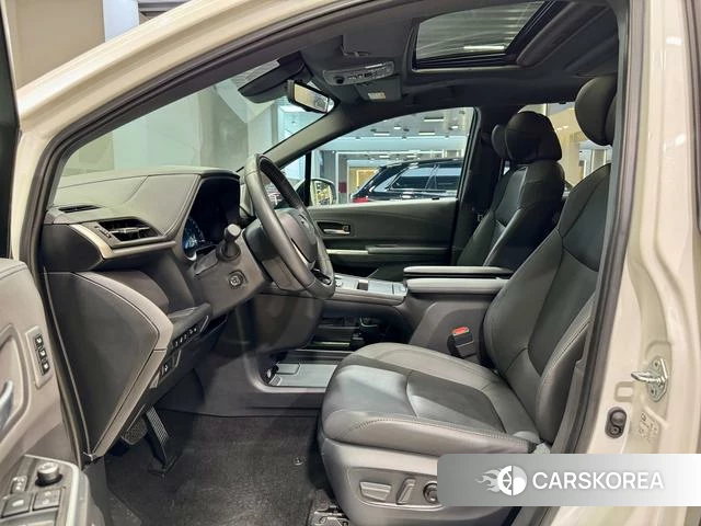 Toyota Saina id 3890614 из Китая 26