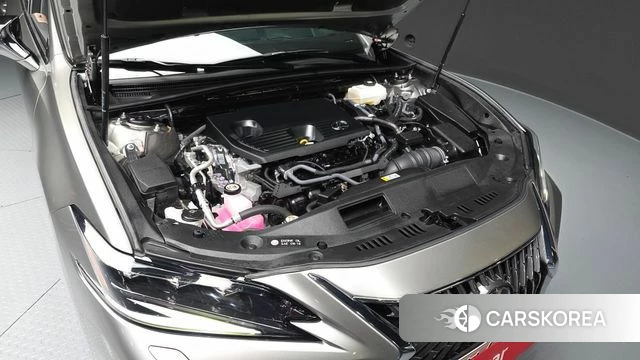 Lexus ES300h 7th generation id 3909763 из Кореи 16
