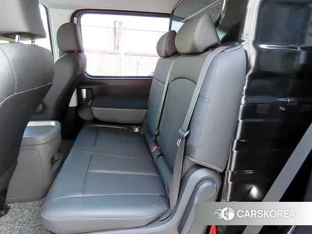 Hyundai Staria id 3751722 из Кореи 16