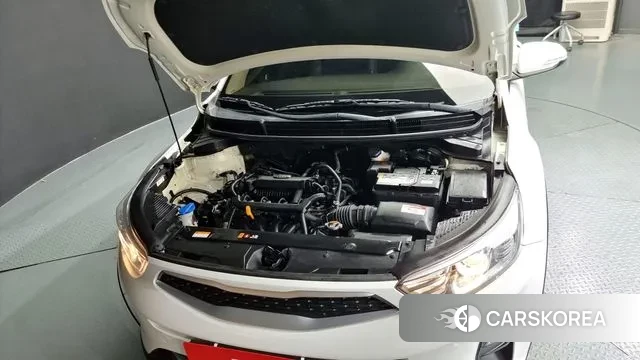 Kia Stonic id 3038554 из Кореи 16