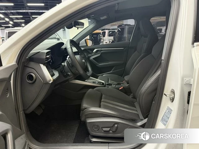 Audi A3 id 4314494 из Китая 30