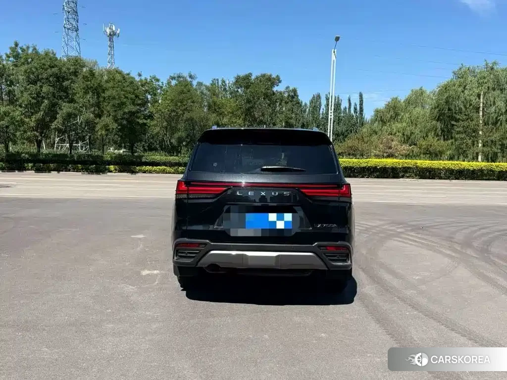 Lexus LX 2025 Черный из Китая, фото 6