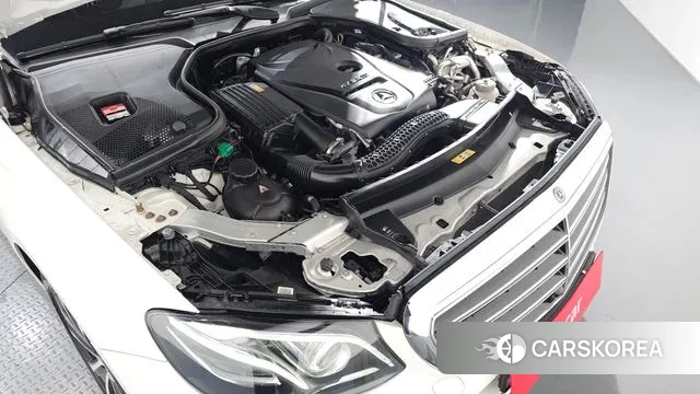 Mercedes-Benz E-Class W213 id 3469431 из Кореи 16