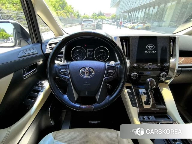 Toyota Elfa id 4272331 из Китая 16