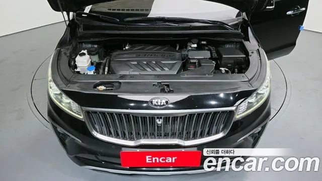 Kia The New Carnival id 2952035 из Кореи 16