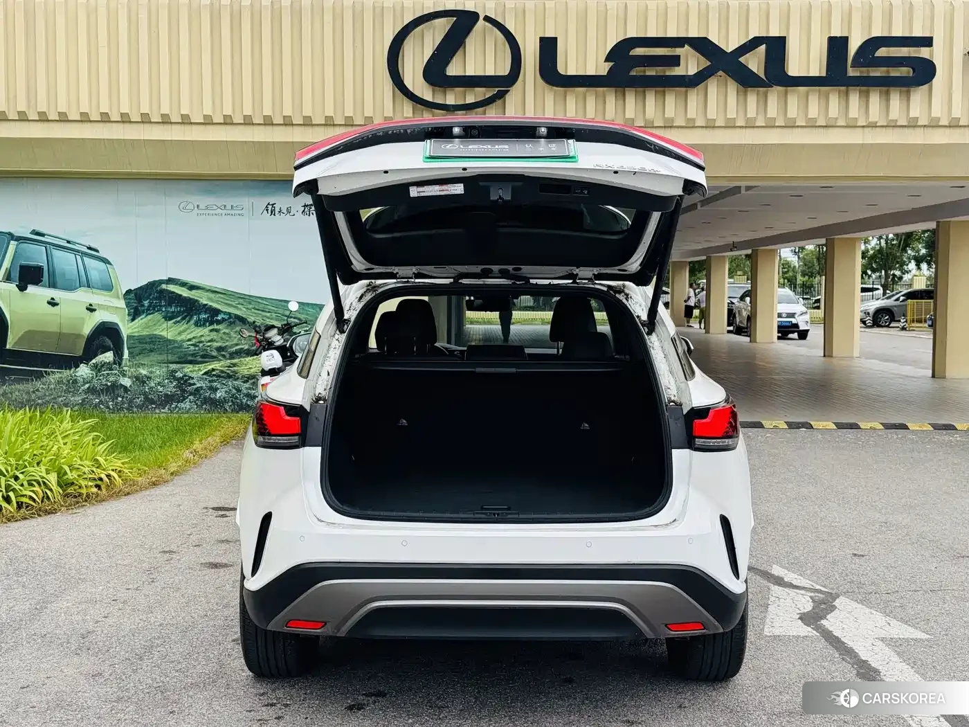 Lexus RX 2023 Белый из Китая, фото 6