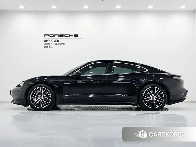 Porsche Taycan id 3383172 из Кореи 15