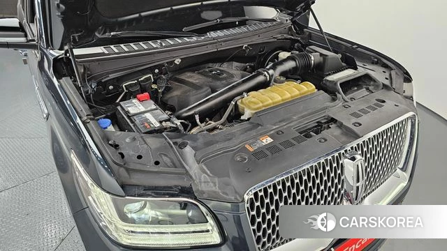 Lincoln Navigator 4th generation id 4283345 из Кореи 16