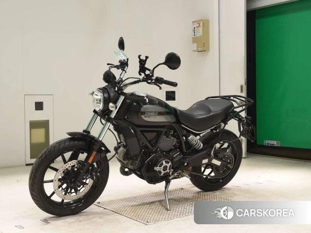 Проданный Ducati SCRAMBLER SIXTY2 2017 из Японии, фото 4
