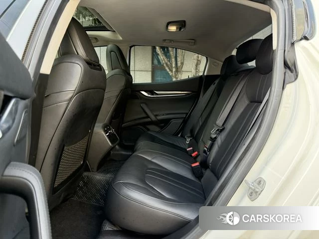 Maserati Ghibli id 4209522 из Китая 17