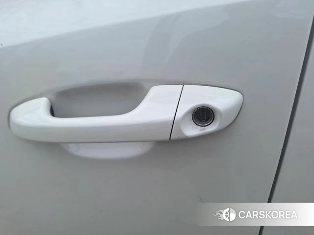 Kia Sportage The Bold id 4477311 из Кореи 7