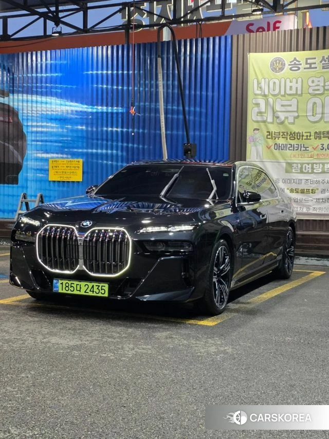 BMW 7 Series (G70) id 3896414 из Кореи 11