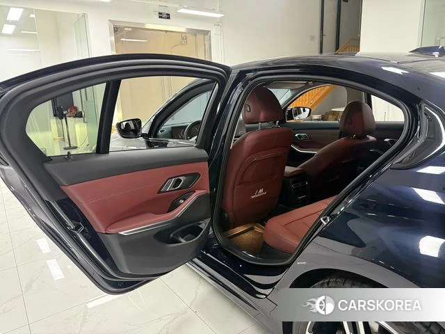 BMW 3 series id 4276867 из Китая 15