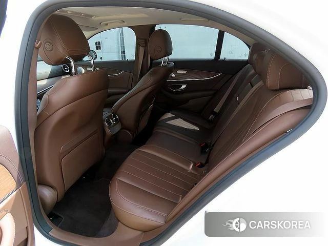 Mercedes-Benz E-Class W213 id 4284810 из Кореи 16