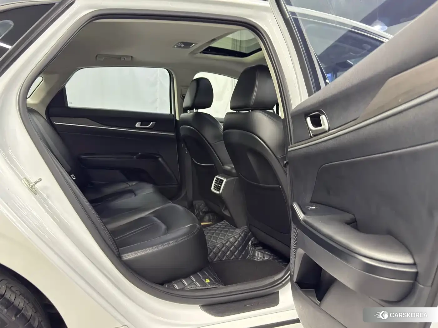 Kia K5 id 4578324 из Китая 16