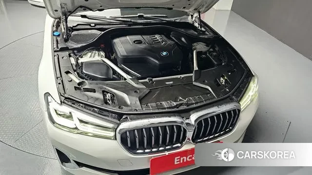 BMW 5 Series (G30) id 3566588 из Кореи 16