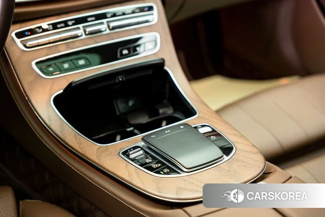 Mercedes-Benz E-class id 4279207 из Китая 21