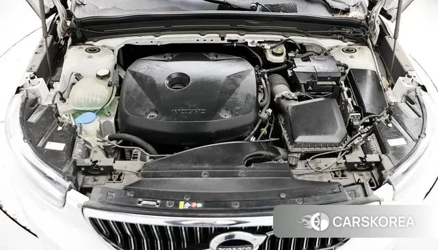 Volvo XC40 id 3672083 из Кореи 16