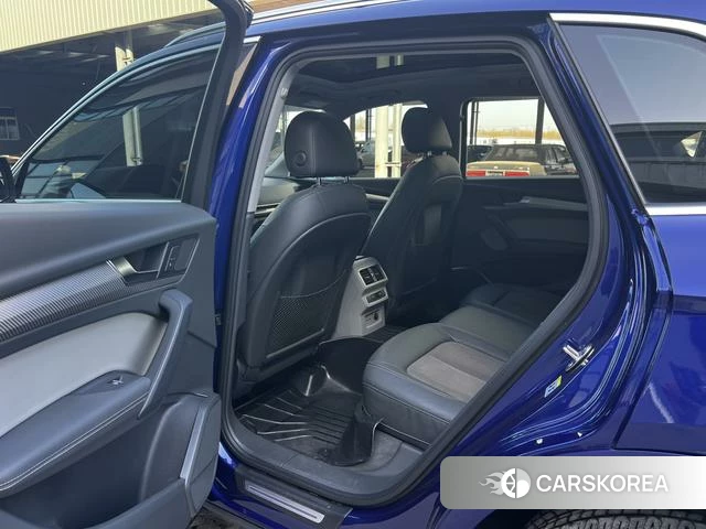 Audi Q5L id 4253183 из Китая 13