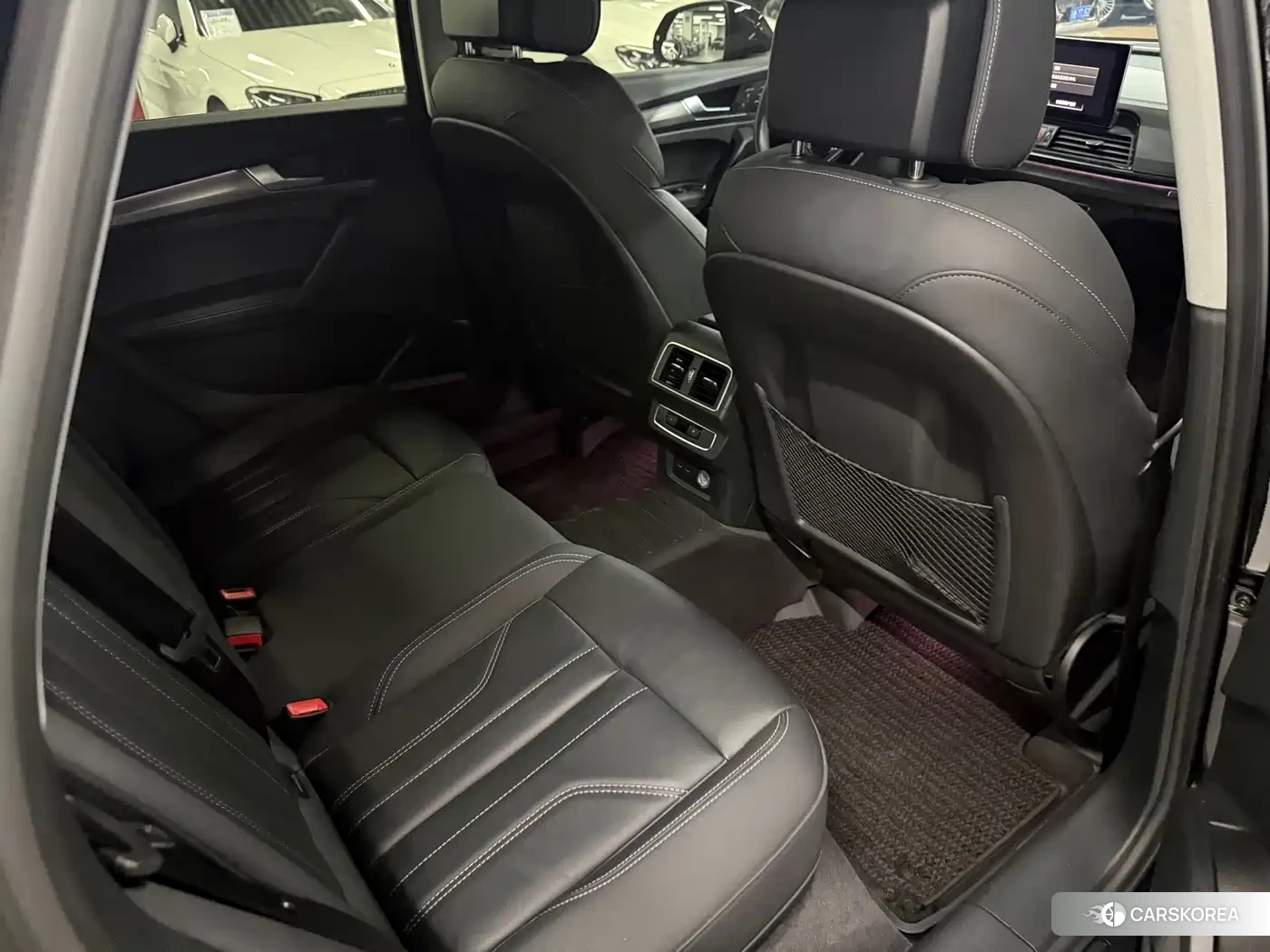 Audi Q5L id 4629099 из Китая 20