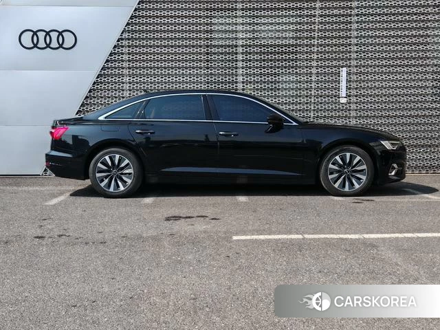 Audi A6L id 4209649 из Китая 13