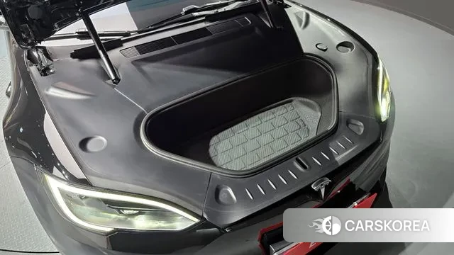 Tesla Model S id 3758282 из Кореи 16