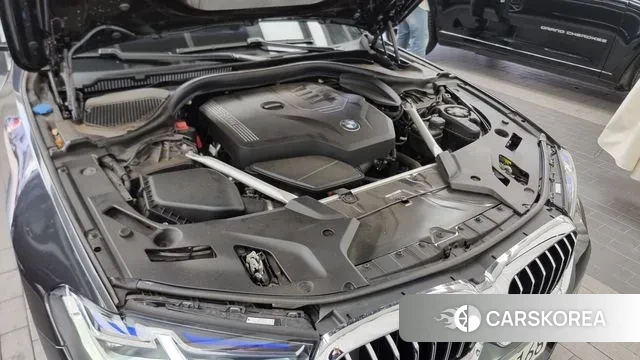 BMW 5 Series (G30) id 3262724 из Кореи 16