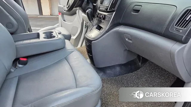 Hyundai The New Grand Starex id 3692489 из Кореи 16