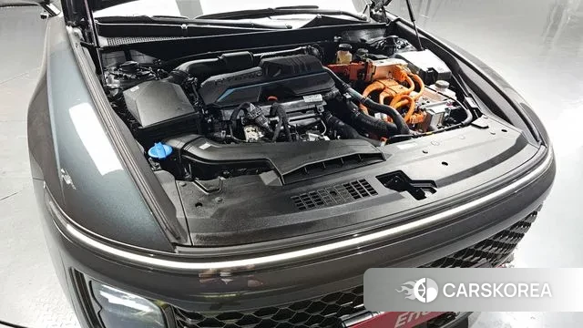 Hyundai Grandeur Hybrid (GN7) id 2905034 из Кореи 16