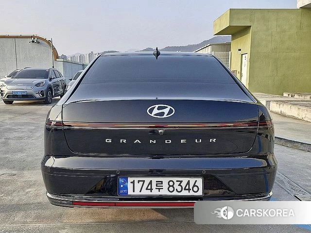 Hyundai Grandeur Hybrid (GN7) id 3890200 из Кореи 16