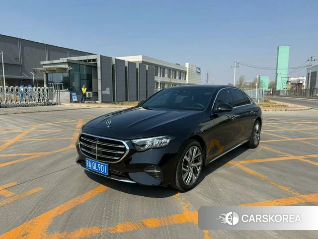 Mercedes-Benz E-class 2025 Черный из Китая, фото 6