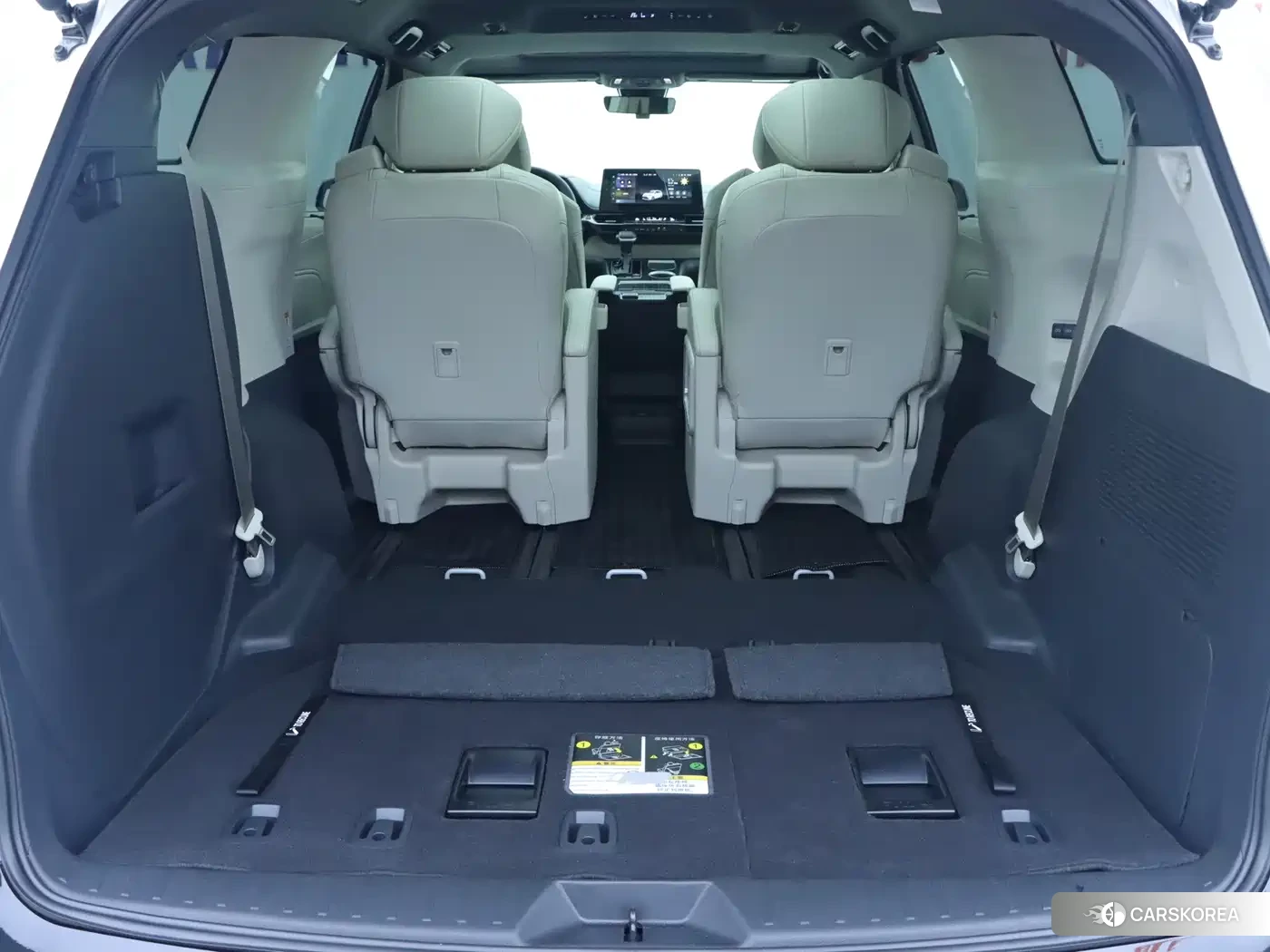 Toyota Granvia id 4600541 из Китая 27