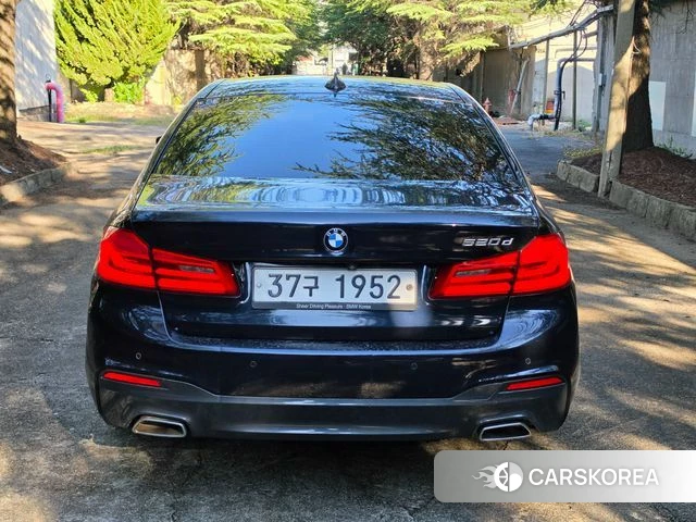 BMW 5 Series (G30) id 4937799 из Кореи 14