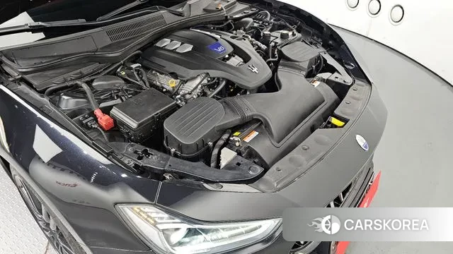Maserati Ghibli id 3060487 из Кореи 16