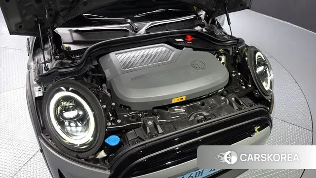 Mini Cooper Electric id 3322930 из Кореи 16