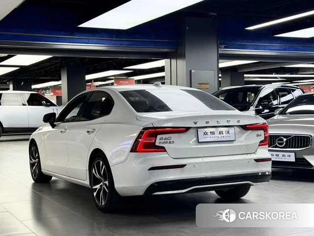 Volvo S60 id 4211528 из Китая 11