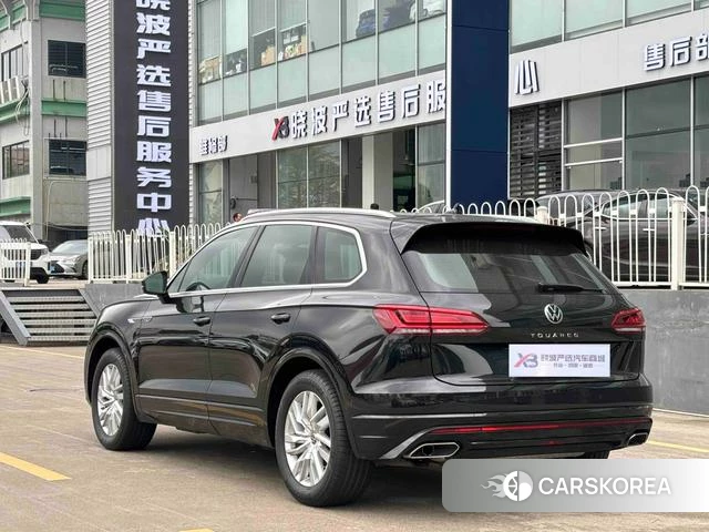 Volkswagen Touareg id 4261685 из Китая 15