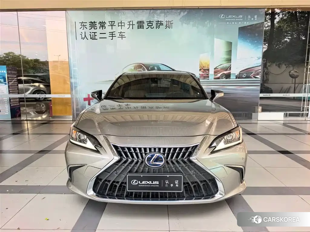 Lexus ES id 4589095 из Китая 7