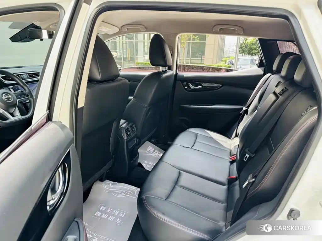 Nissan Qashqai id 4655009 из Китая 18