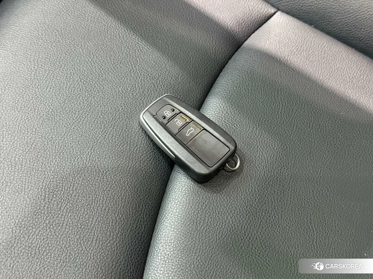 Toyota Corolla id 4413323 из Китая 28